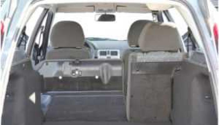 Какъв е обемът на багажника на Lada Priora хечбек?